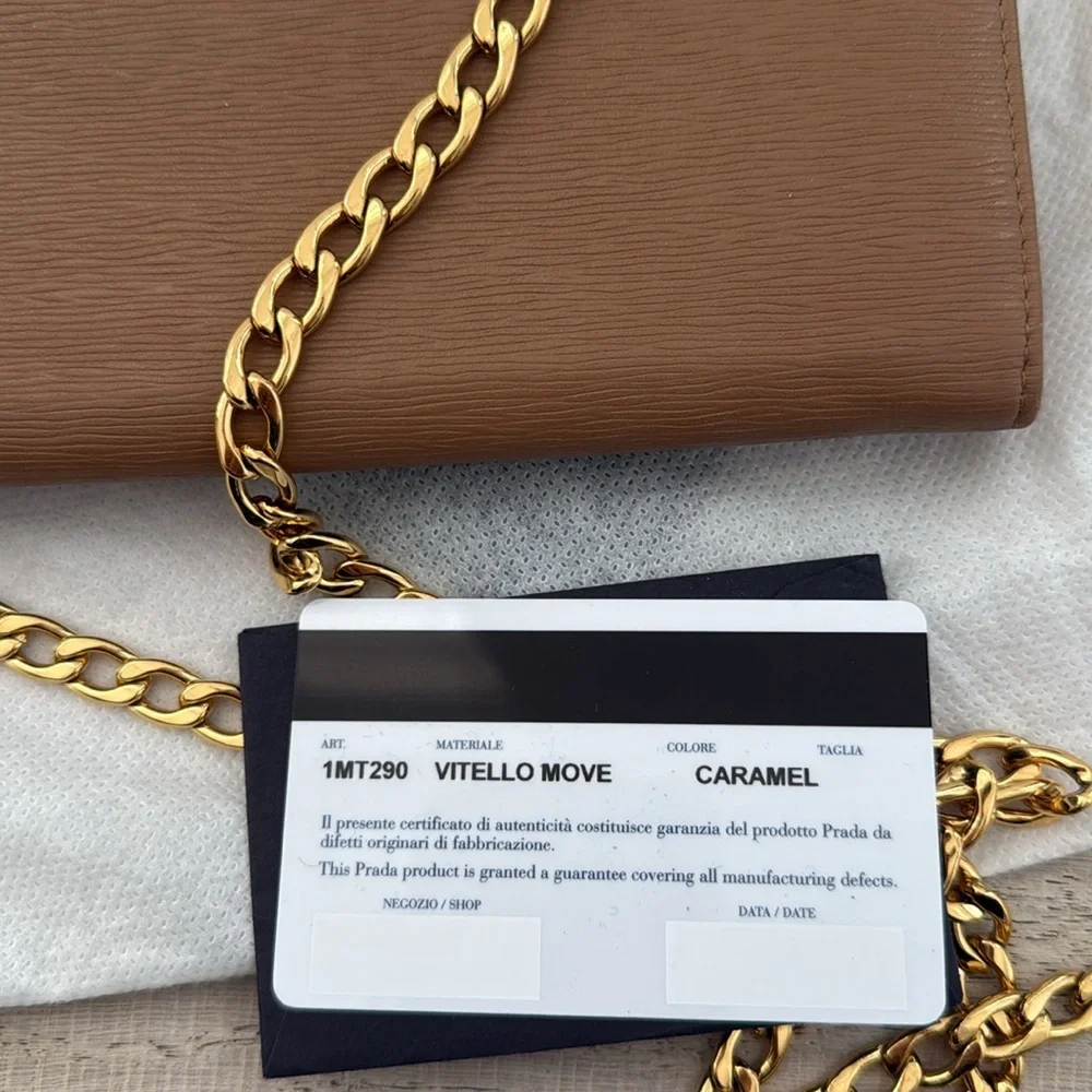 Prada crossbody - Picture 5 of 8